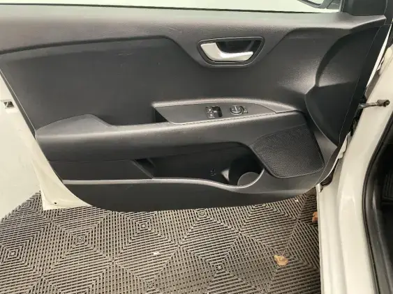 KIA RIO IV - voiture d'occasion - Photo 19