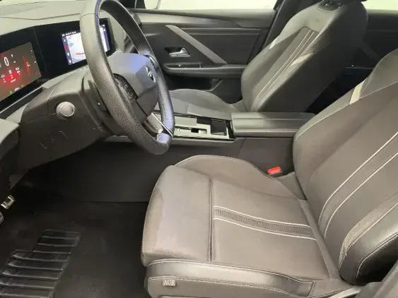 OPEL ASTRA L - voiture d'occasion - Photo 18