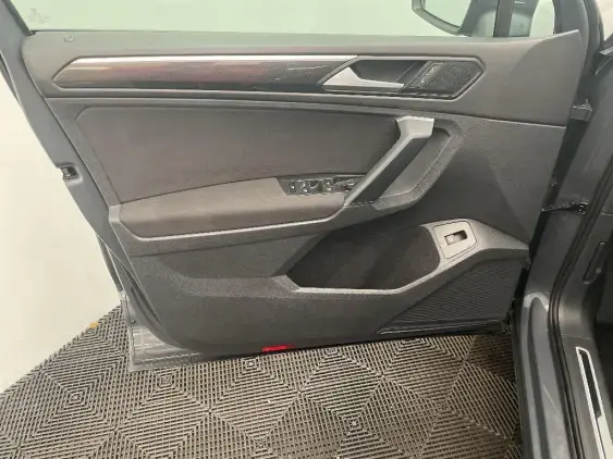 VOLKSWAGEN TIGUAN II - voiture d'occasion - Photo 19