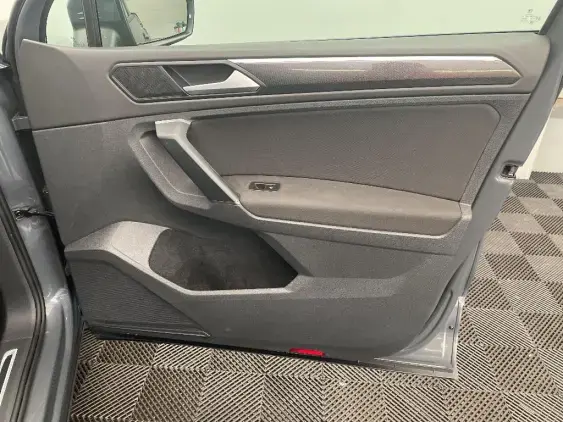 VOLKSWAGEN TIGUAN II - voiture d'occasion - Photo 20
