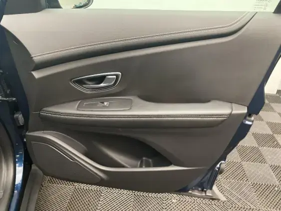 RENAULT SCENIC IV - voiture d'occasion - Photo 20