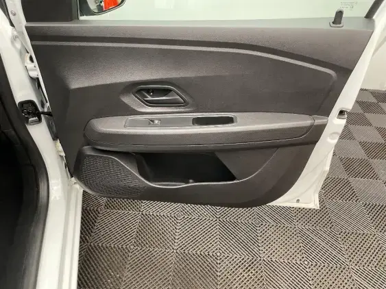 DACIA SANDERO III - voiture d'occasion - Photo 19
