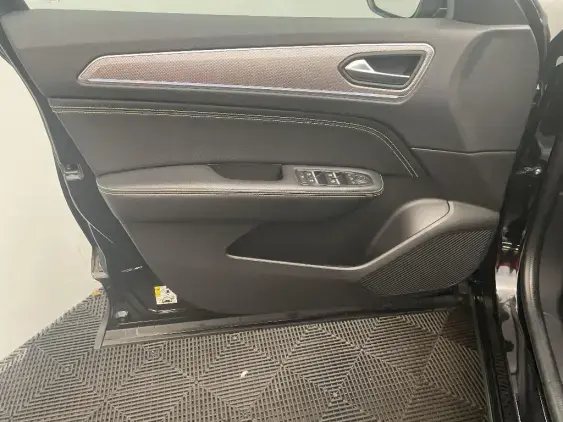 RENAULT ARKANA - voiture d'occasion - Photo 19