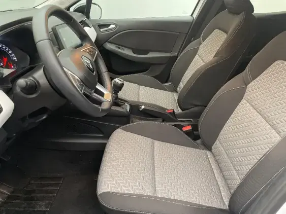 RENAULT CLIO V - voiture d'occasion - Photo 18
