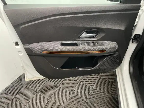 DACIA SANDERO III - voiture d'occasion - Photo 19