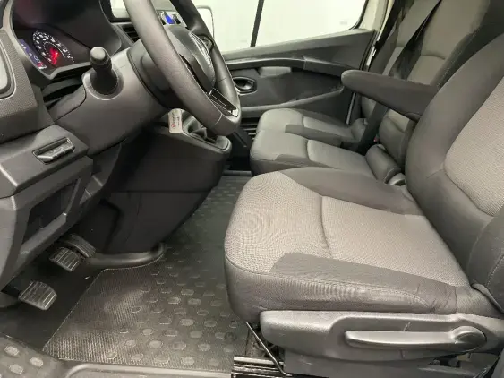 RENAULT TRAFIC III - voiture d'occasion - Photo 18