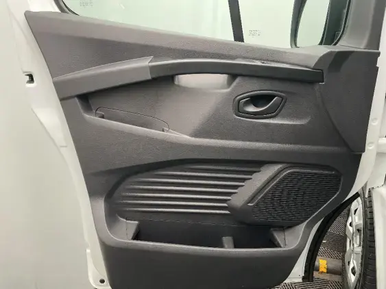 RENAULT TRAFIC III - voiture d'occasion - Photo 19