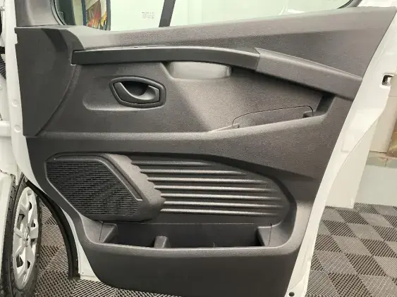 RENAULT TRAFIC III - voiture d'occasion - Photo 20