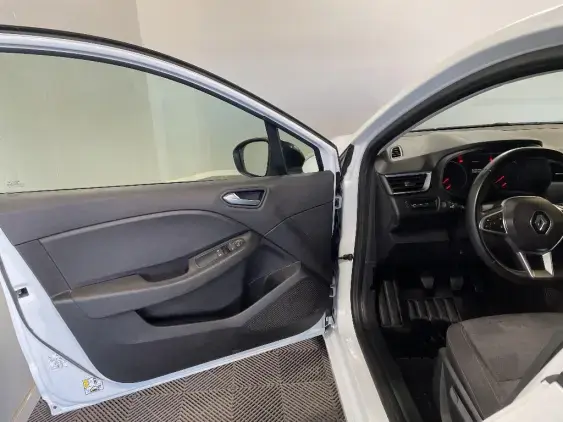 RENAULT CLIO V - voiture d'occasion - Photo 19