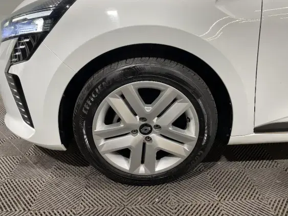 RENAULT CLIO V - voiture d'occasion - Photo 23