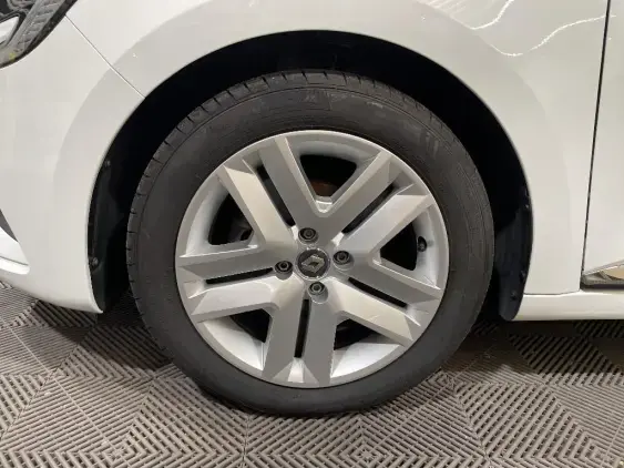 RENAULT CLIO V - voiture d'occasion - Photo 23