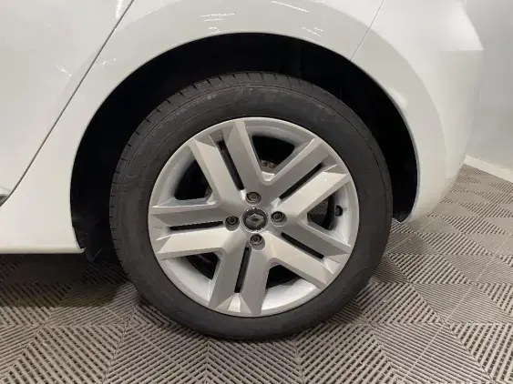 RENAULT CLIO V - voiture d'occasion - Photo 24