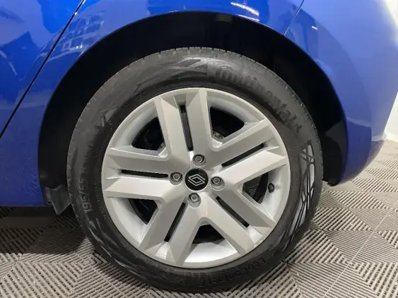 RENAULT CLIO V - voiture d'occasion - Photo 24