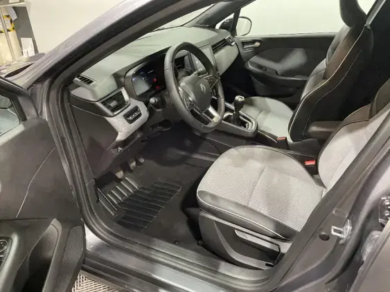 RENAULT CLIO V - voiture d'occasion - Photo 18