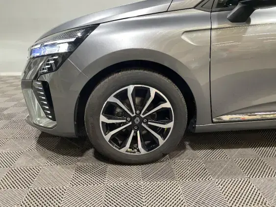 RENAULT CLIO V - voiture d'occasion - Photo 23