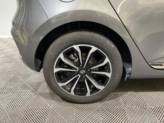 RENAULT CLIO V - voiture d'occasion - Photo 25