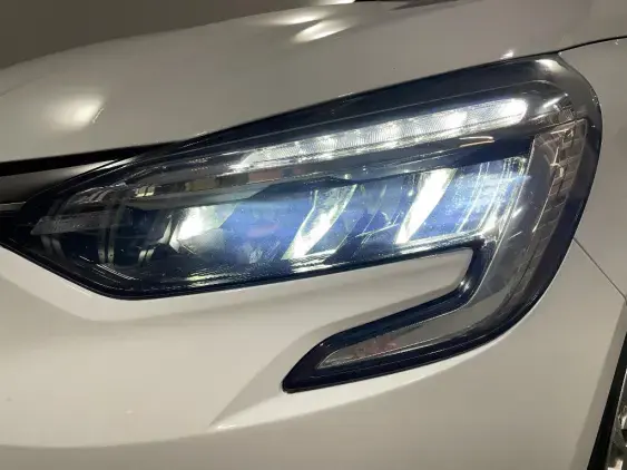 RENAULT CLIO V - voiture d'occasion - Photo 22