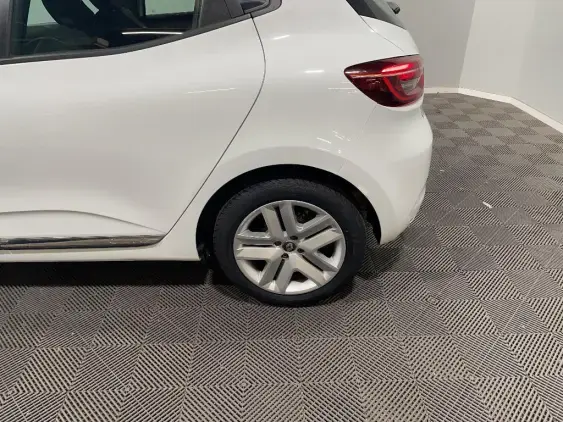 RENAULT CLIO V - voiture d'occasion - Photo 24