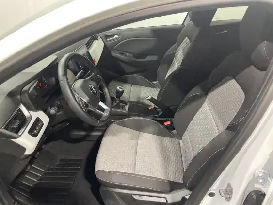 RENAULT CLIO V - voiture d'occasion - Photo 17