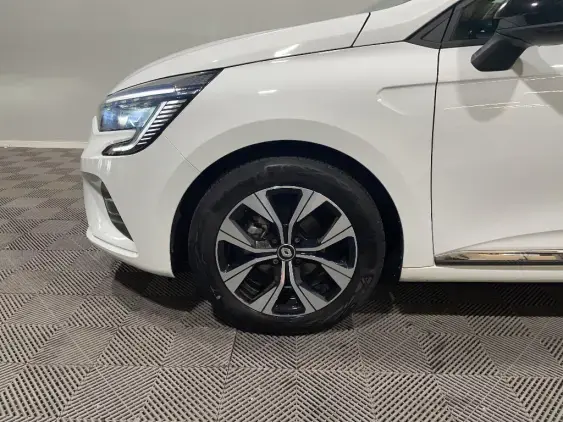 RENAULT CLIO V - voiture d'occasion - Photo 22