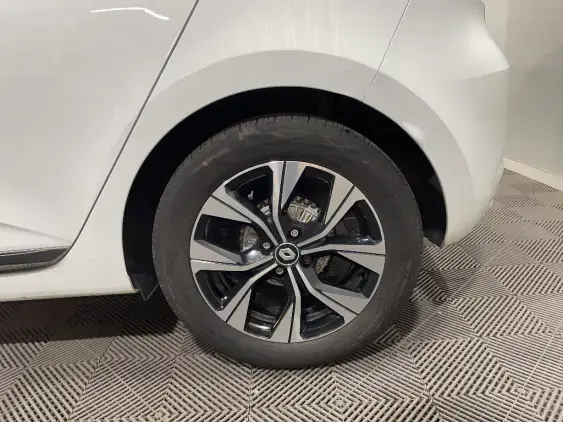 RENAULT CLIO V - voiture d'occasion - Photo 24