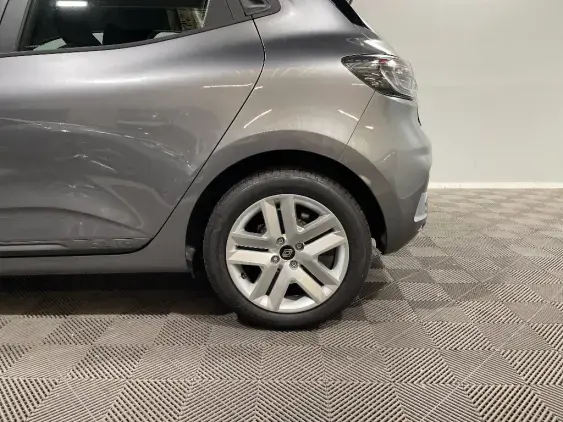 RENAULT CLIO V - voiture d'occasion - Photo 24