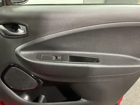 RENAULT ZOE - voiture d'occasion - Photo 19