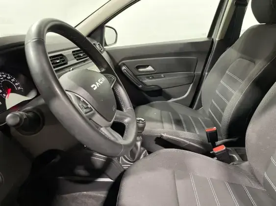 DACIA DUSTER II - voiture d'occasion - Photo 17