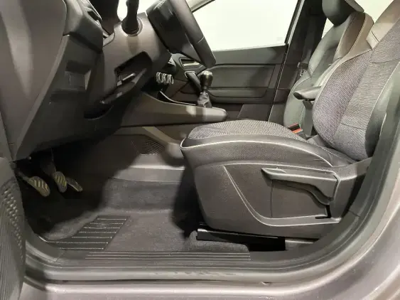 RENAULT CAPTUR II - voiture d'occasion - Photo 18