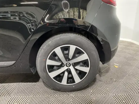 RENAULT CLIO V - voiture d'occasion - Photo 23