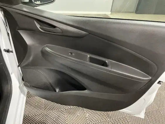 OPEL KARL - voiture d'occasion - Photo 19