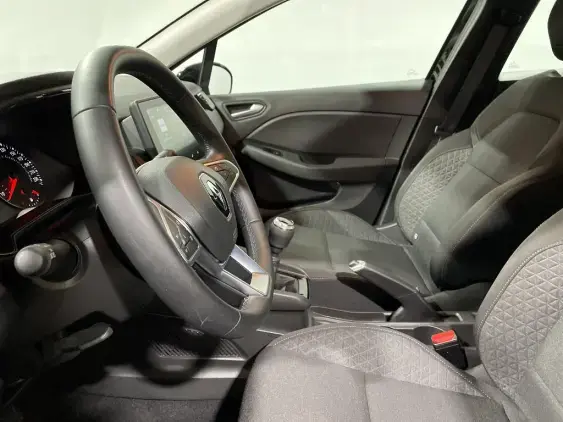 RENAULT CLIO V - voiture d'occasion - Photo 16