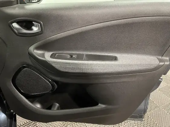 RENAULT ZOE - voiture d'occasion - Photo 20