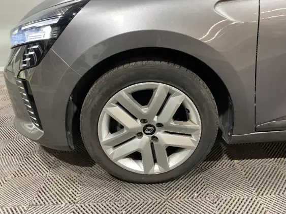 RENAULT CLIO V - voiture d'occasion - Photo 23