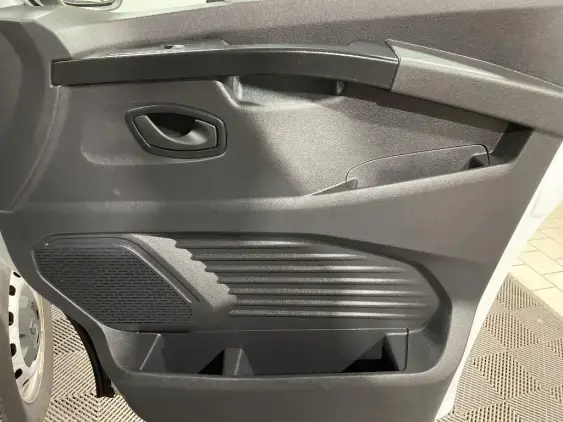 RENAULT TRAFIC FG III - voiture d'occasion - Photo 19