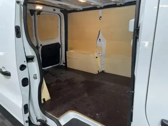 RENAULT TRAFIC FG III - voiture d'occasion - Photo 15