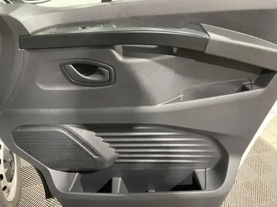 RENAULT TRAFIC FG III - voiture d'occasion - Photo 19