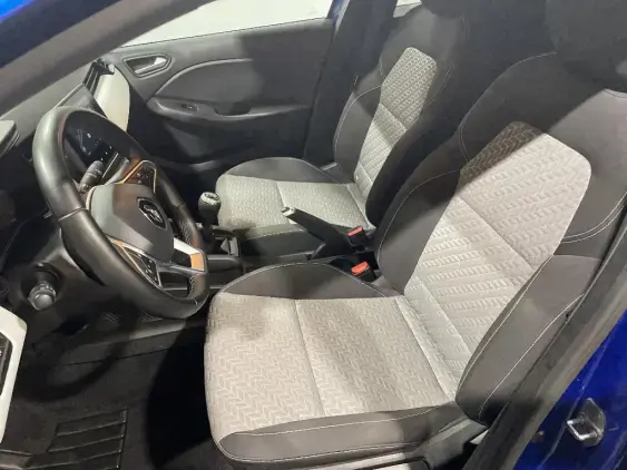 RENAULT CLIO V - voiture d'occasion - Photo 17