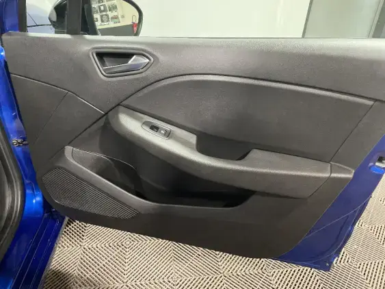 RENAULT CLIO V - voiture d'occasion - Photo 19