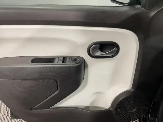 RENAULT TWINGO ELECTRIQUE III - voiture d'occasion - Photo 18