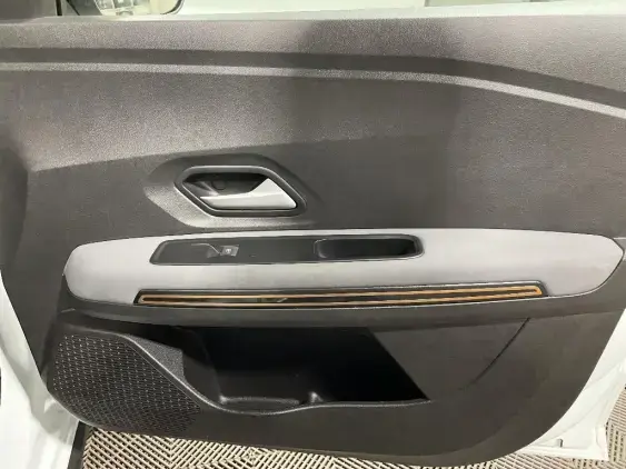 DACIA SANDERO III - voiture d'occasion - Photo 20