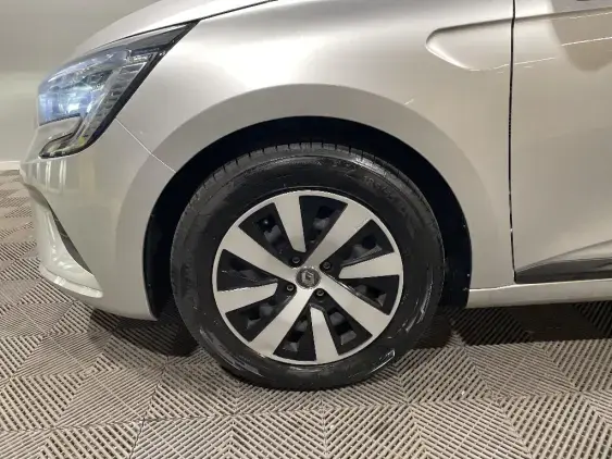 RENAULT CLIO V - voiture d'occasion - Photo 22