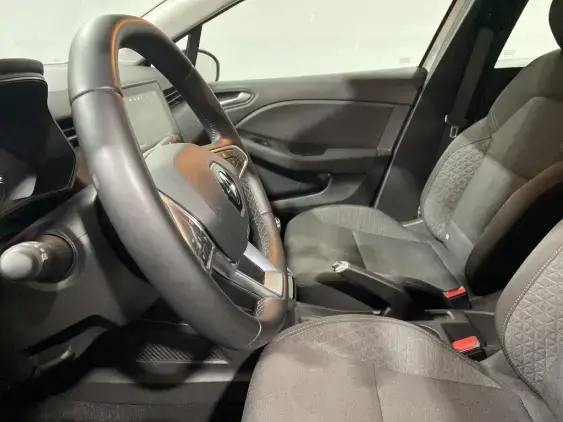 RENAULT CLIO V - voiture d'occasion - Photo 17