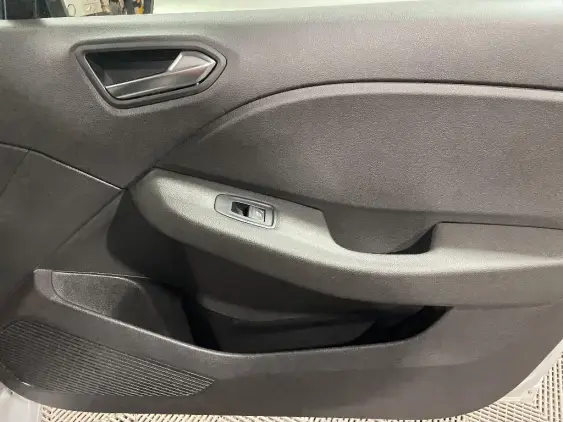 RENAULT CLIO V - voiture d'occasion - Photo 19