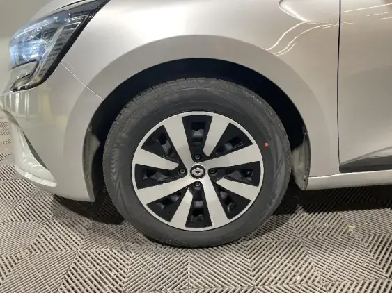 RENAULT CLIO V - voiture d'occasion - Photo 22