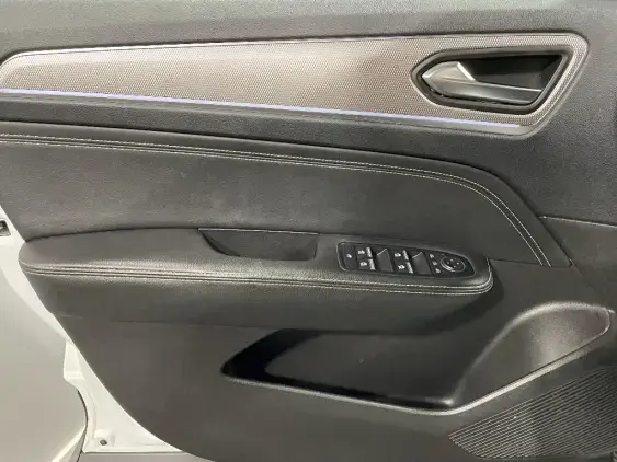 RENAULT ARKANA - voiture d'occasion - Photo 19