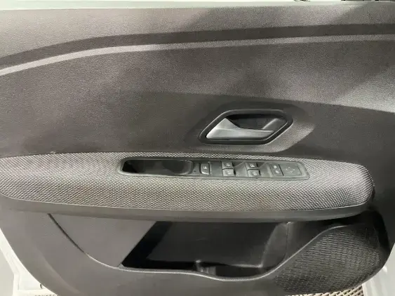 DACIA SANDERO III - voiture d'occasion - Photo 17