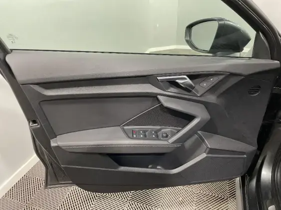 AUDI A3 BERLINE IV - voiture d'occasion - Photo 18