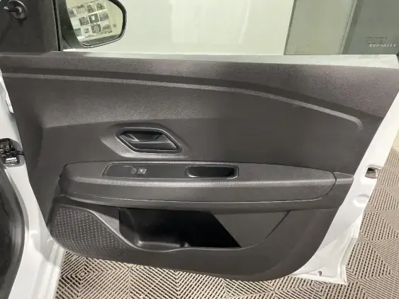 DACIA SANDERO III - voiture d'occasion - Photo 19