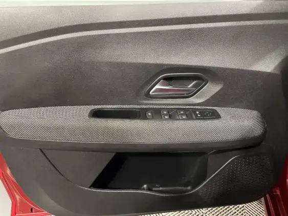 DACIA SANDERO III - voiture d'occasion - Photo 18